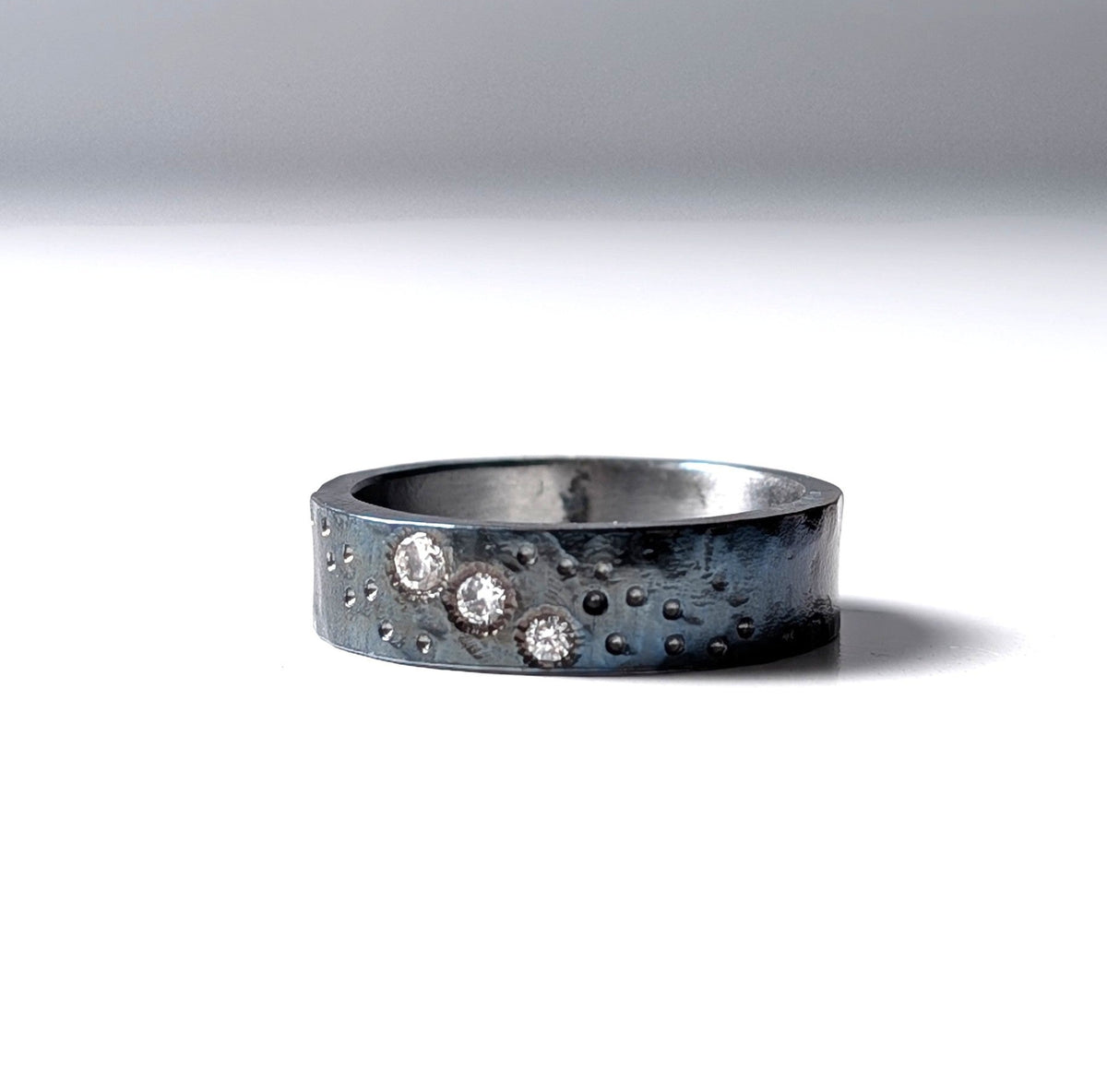 Blue Galaxy 3 Lab Diamond Band